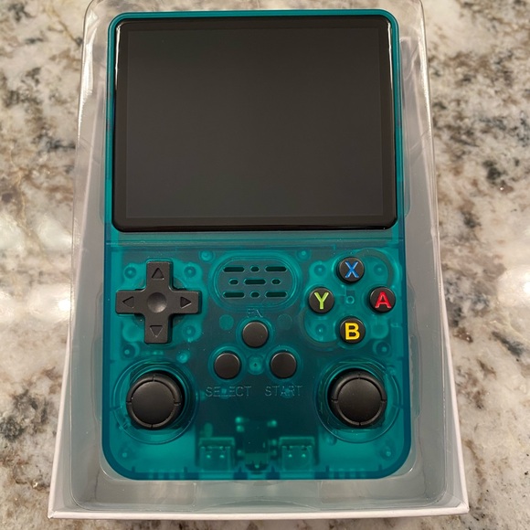 Game Master R36S Retro Handheld Console - Picture 3 of 8